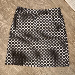 Halogen Geo Print Pocketed Fully lined skirt Size 2 Brand New!